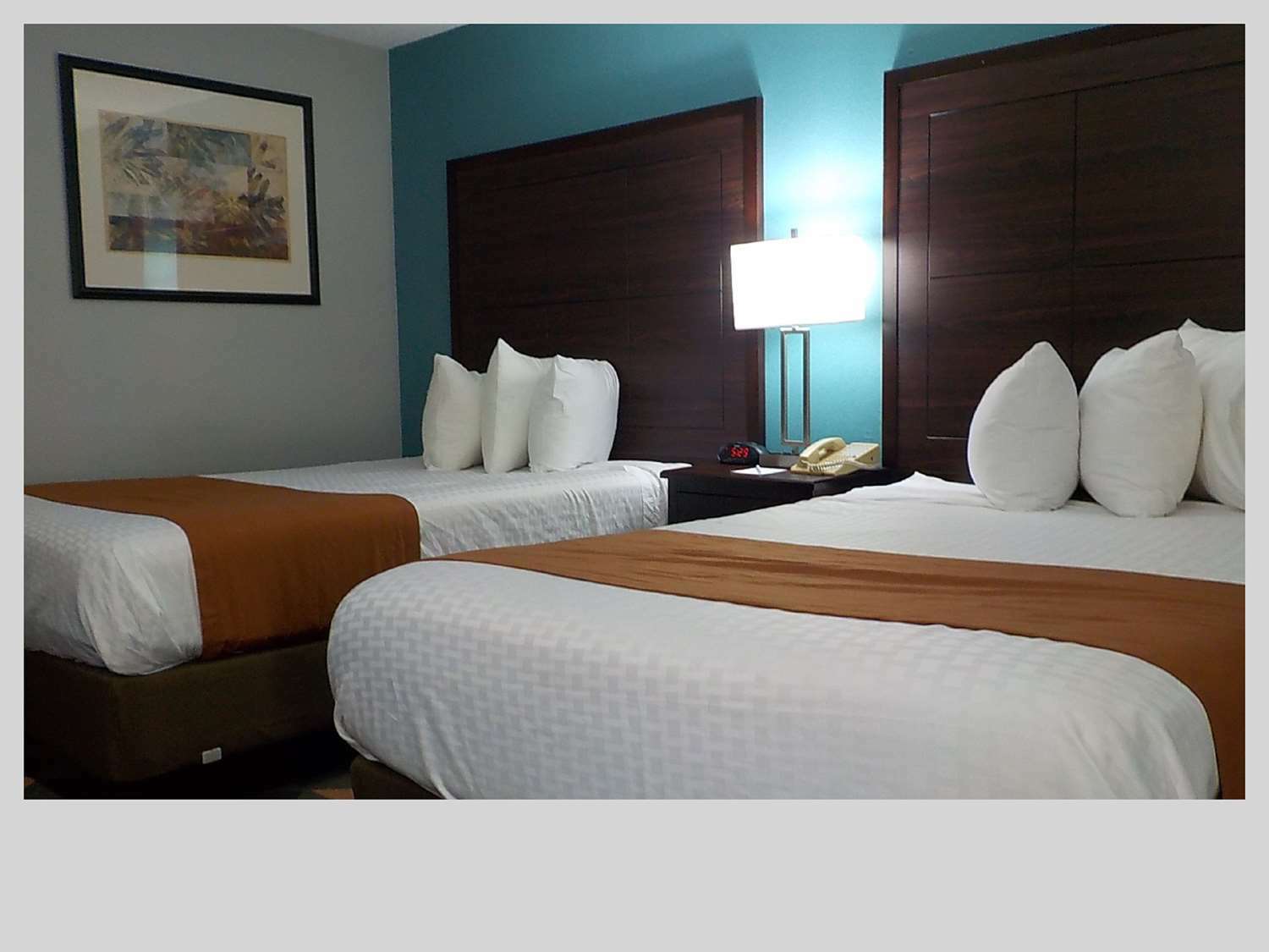 Clarion Pointe Indianapolis Northeast Hotel Касълтън Екстериор снимка